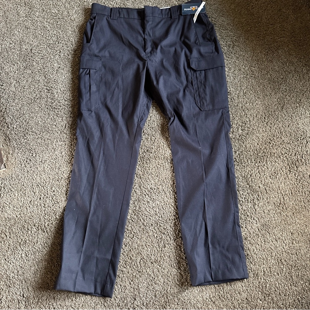 Men's Black Work Cargo Pants with Utility Pockets 40 waist 34 inseam